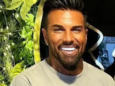 И Мис България се набоцка с опасните инжекции за тен! Стана като морков (СНИМКИ)