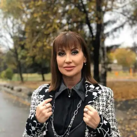 Илиана Раева празнува  рожден ден на малката Рапунцел (Снимка)