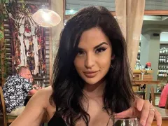 Ивка Бейбе: Искам тройка с Азис