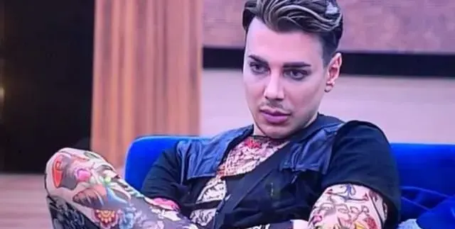 Кулагин попиля Сузанита