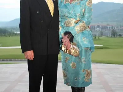 Лорд Евгени Минчев:  Петя Дикова и Илич -  двойка от 70-те за ... двойка! Месечков и Шонова- модна месечина посред бял ден... И още + СНИМКИ