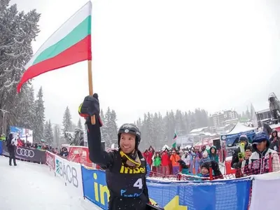 Най-добрият ни сноубордист стана градинар (Снимки)