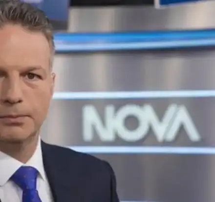 Ники Дойнов оплешивява