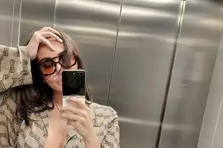 Николета показа напращяла гръд (Фото)