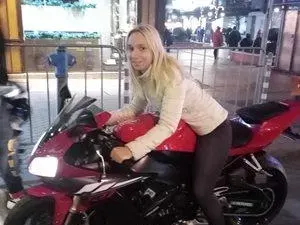 Пази, Боже!  Емили Тротинетката подкара влак