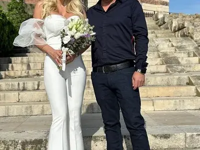 Попфолк певицата с най-големия бюст се омъжи (СНИМКИ)