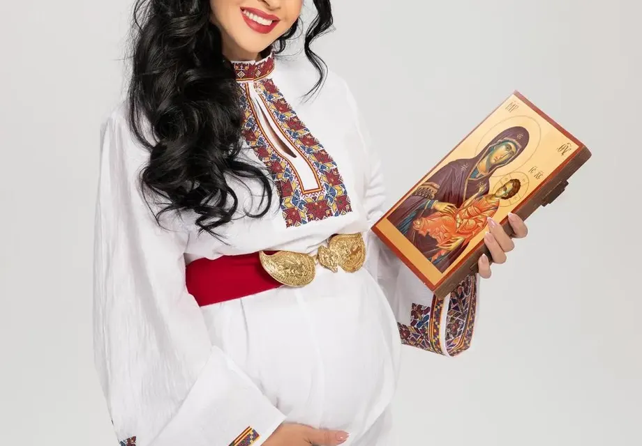 Росица Пейчева роди момченце