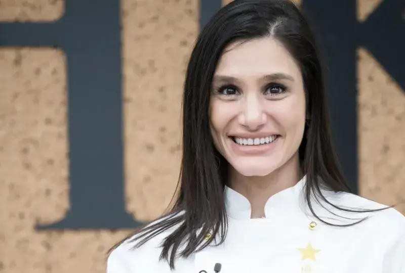 САМО В HOTARENA: Алекс Гърдева влязла с една торба лекарства в Hell’s kitchen! (Скандални разкрития)