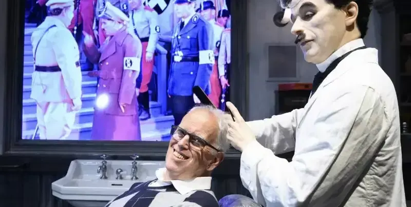 Синът на Чарли Чаплин по-евтин от Лили Иванова