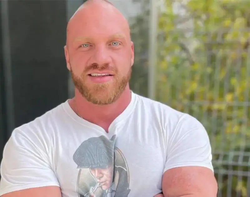 След 15 години тренировки Николай от “Игри на волята” е балкански шампион по културизъм