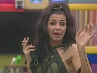 След две ракии: Пияната Дебора имала ясновидски способности