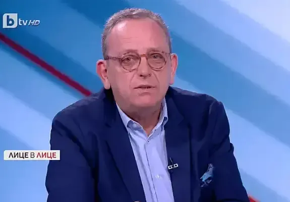 След като го изхърлиха от БНТ: Петър Стоянович цъфна в Би Ти Ви