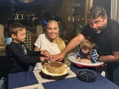 Съученици на Антония Петрова разкриха: ЛЪЖЕ, че е на 40 години!