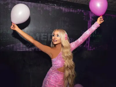 Теди Александрова със зъби на бартер