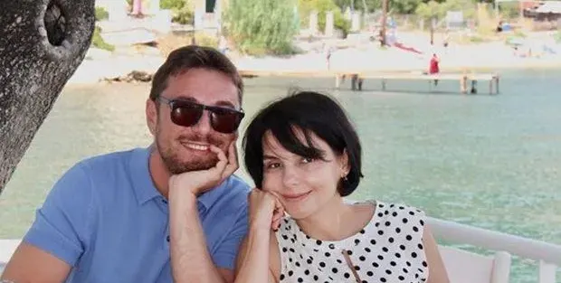 Ти да видиш! Миро стяга къща и прави бебе