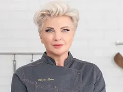 В началото на юни Силвена Роу отваря ресторант в Ибиса