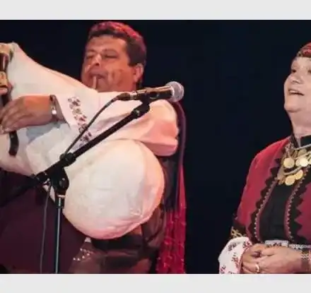 Валя Балканска се отдава на градинарство