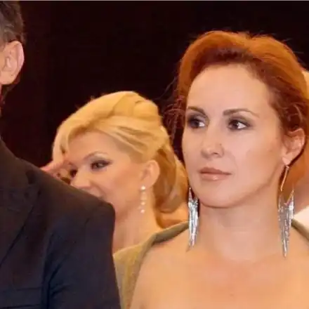 Заради незаконното дете: Съпругата на Боби Михайлов го заряза!