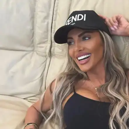 Златка показа малкия Карен