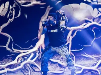 Зомбори: Дължа на хората да се пробвам като певец (Много снимки)