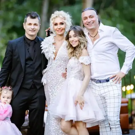 Бившата на Джуди Халваджиян се омъжи за хирург (СНИМКИ)