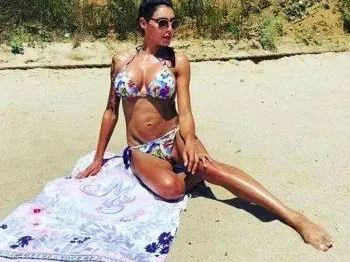 Черната Златка заживя на плажа