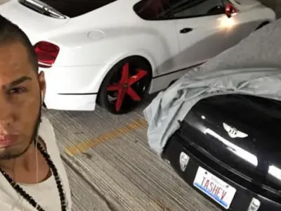 Джино кара „Бентли” и пазарува в мола, но няма пари за заплати