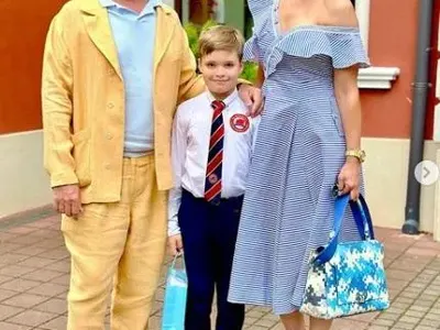 Доктор Енчев се събра с жена си