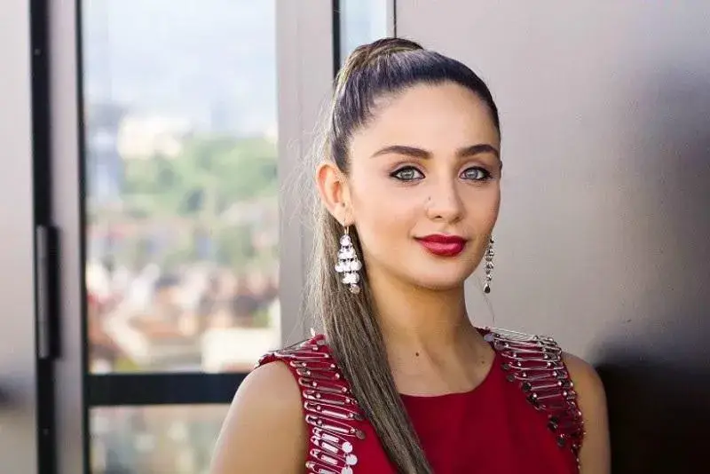 Елен Колева: Социалните мрежи са убийци на семейства