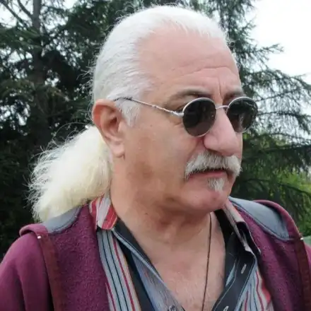 Етиен Леви след бомбата, че е бил агент „Панайотов” на ДС