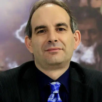 Евродепутатът Волгин ще лапва 27 пенсии наведнъж