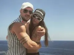 Гаджето на шеф Кустев му се обясни в любов