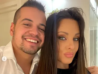 Глория ИЗРИГНА: Бившият на Симона я тормозеше! Да се радва, че си мълча!