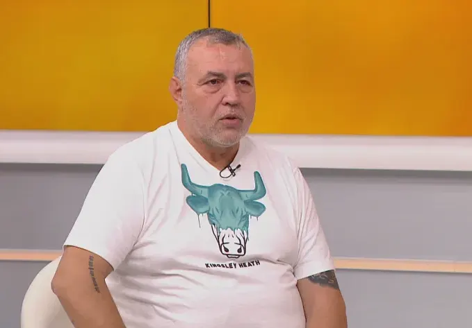 Христо Мутафчиев: Отидох да гласувам, за да мога после спокойно да ги псувам