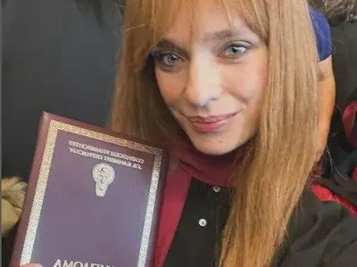 Ирена Милянкова лудо влюбена! Острига си косата заради нов любовник (СНИМКИ)