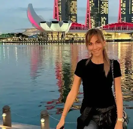 Ивайла Бакалова стана кожа и кости! Какво стопи миската? ФОТО по бански