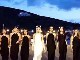 Капитонова върти тайна любов с богато гадже, докато е в "Ергенът" (Снимки)