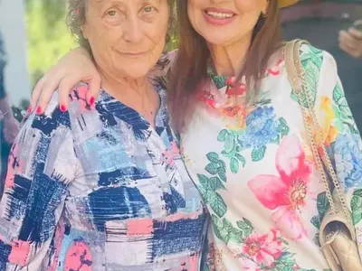 Лорд Евгени Минчев: Кеца ни разказва... Играта, с риза.  Роси Кирилова - това е рокля за възглавници! И още + СНИМКИ