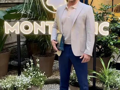 Лорд Евгени Минчев: Кеца ни разказва... Играта, с риза.  Роси Кирилова - това е рокля за възглавници! И още + СНИМКИ