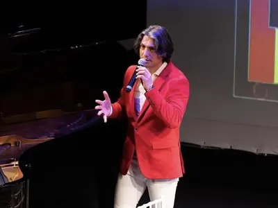 Лорд Евгени Минчев: Виждам Камджалов облечен в онова знаме! Бакалова, от коя бакалия взехте това? И още + СНИМКИ