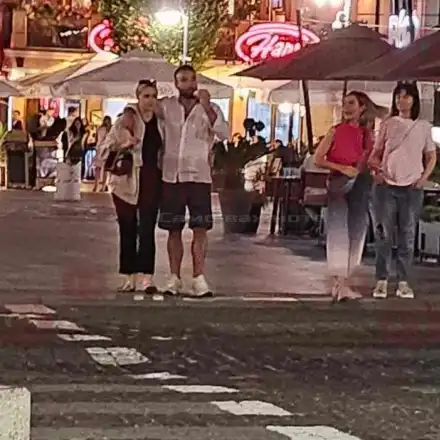 Мария Бакалова се пече в Бургас