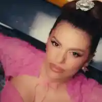 Михаела Филева се закачи с най-дългата плитка