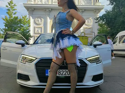 Миската Фифи Узунова е най-еротичната медицинска сестра (Шокиращи кадри)