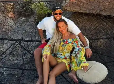 Мъжът на Златка Райкова яко се угои