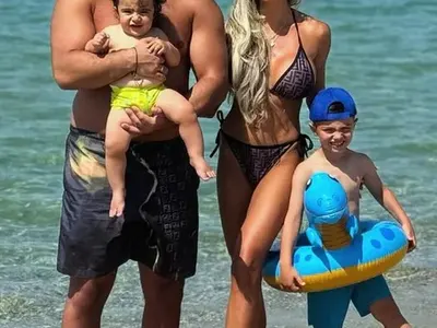 Мъжът на Златка Райкова яко се угои