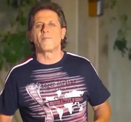 По време на сватбеното пътешествие бащата на “Радка пиратка” извади огромна щука