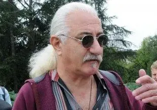 Поредният: Етиен Леви става депутат, щял да поведе българите към величие