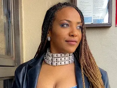 Прея проговори френски