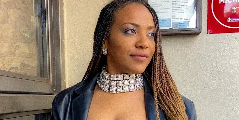 Прея проговори френски