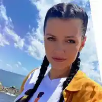 Ралица Паскалева с бебето в "Игрите"